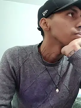 Babt_kyle stripchat live cam model