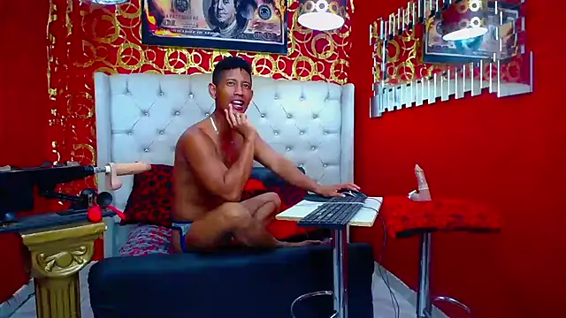 PEINBOYS stripchat live cam model