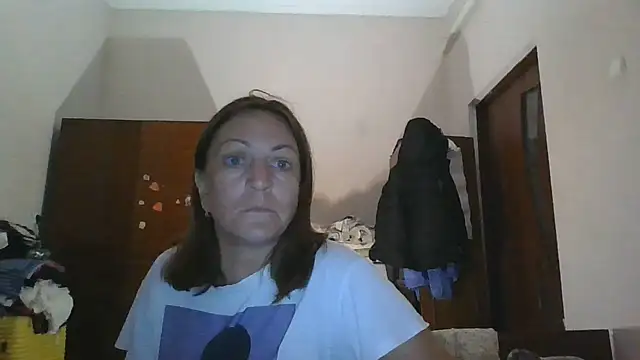 ShawnaAdams stripchat live cam model