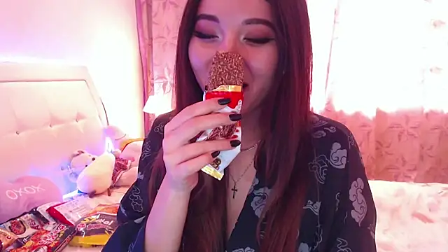 lilianbee stripchat live cam model