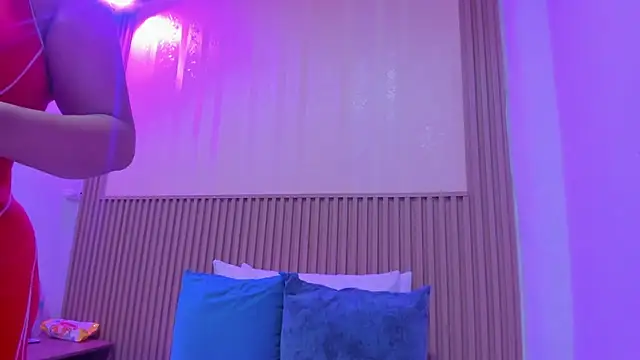 sharonscoth stripchat live cam model