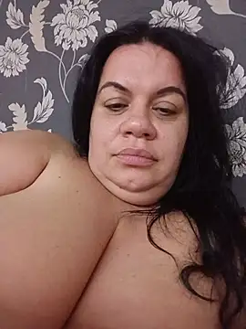 Your_hot_escape stripchat live cam model