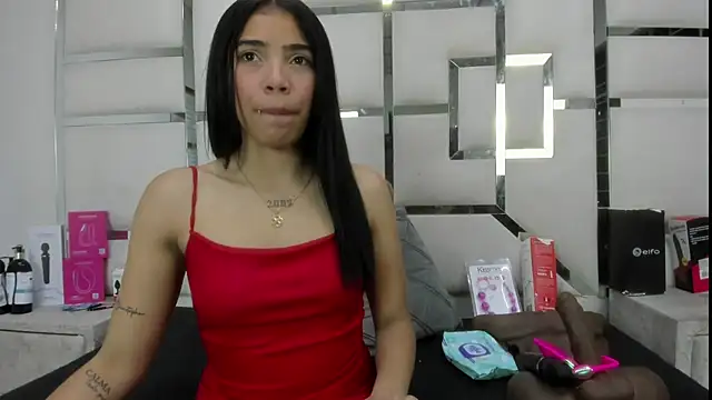 AuroraHoney32 stripchat live cam model