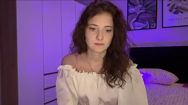 sweetkayay stripchat live cam model