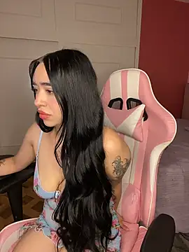 NoirDoll_ stripchat live cam model