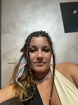 DaisyVibesss stripchat live cam model