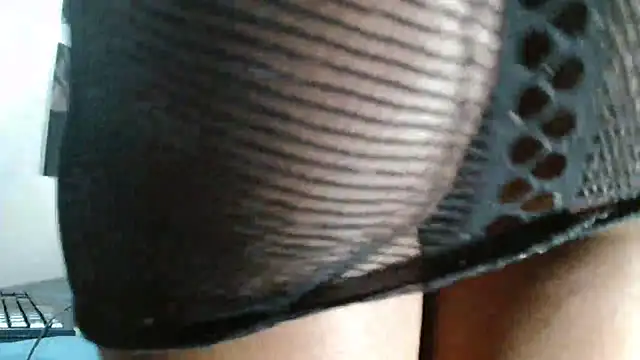 Kelly-001 stripchat live cam model