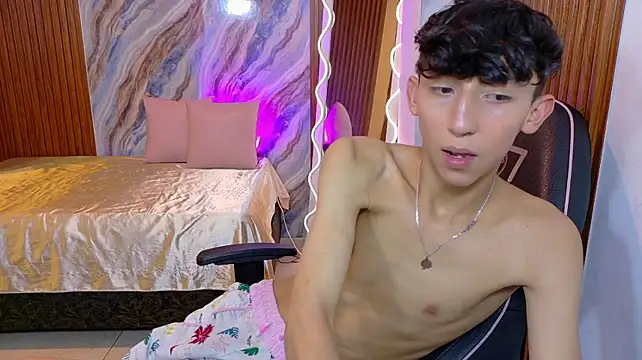 ETHANN_TAY1 stripchat live cam model