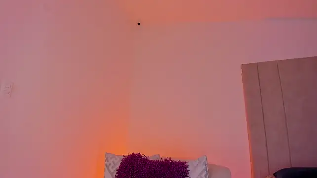 luisah_ stripchat live cam model