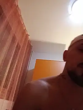 DoubleTroubleY stripchat live cam model