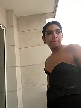 VeronicaSaenzx stripchat live cam model