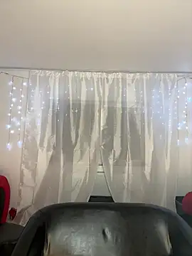 Alimela stripchat live cam model