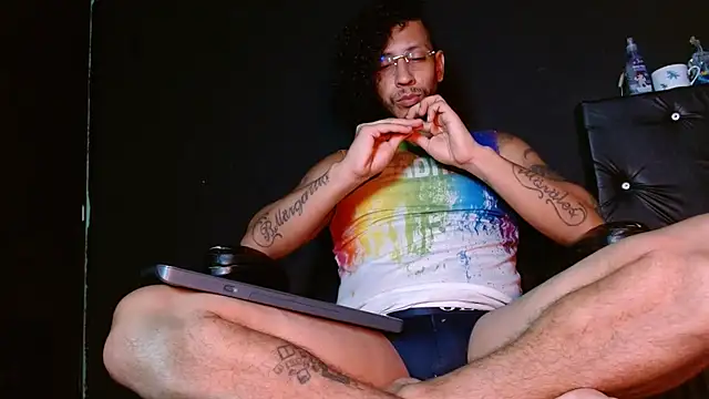 FuckHardlove stripchat live cam model