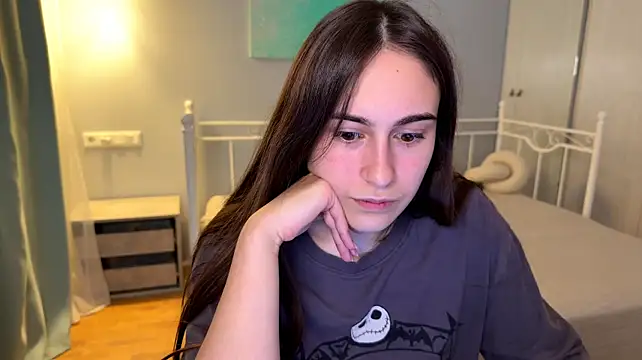 AliceKolltt stripchat live cam model