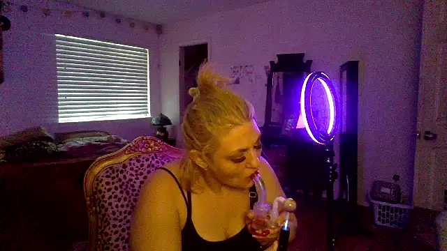 sophiarica stripchat live cam model