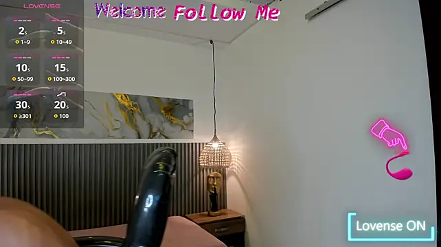 Dyla_n18 stripchat live cam model
