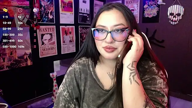 Ravendark_ stripchat live cam model