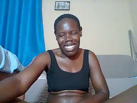Blacksexyqueen24 stripchat live cam model