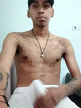 Babt_kyle stripchat live cam model