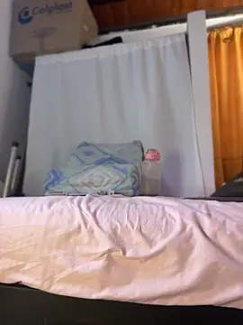 Miss-Abbii stripchat live cam model
