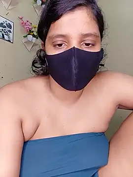 Rose-luckey stripchat live cam model