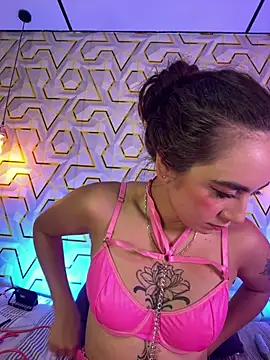 MelanyyJhonson15 stripchat live cam model