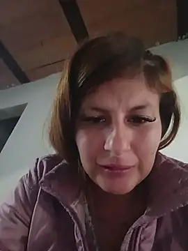 Nahomi_Lov stripchat live cam model