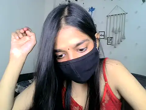 DESI_Siya stripchat live cam model