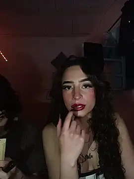 AlexxaAndRileyy stripchat live cam model