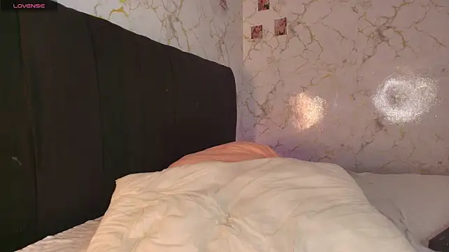 cinniaa_ stripchat live cam model