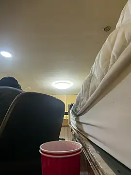 urratherme stripchat live cam model