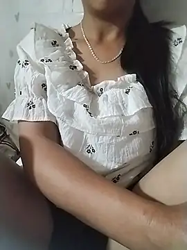 Helen-nn stripchat live cam model