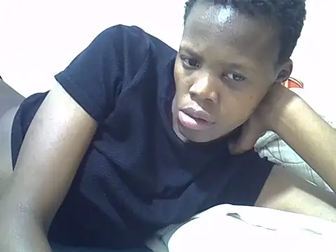 Petite_sexyy stripchat live cam model