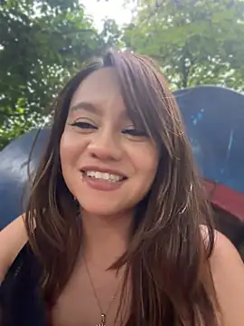 EmmaXXX_ stripchat live cam model