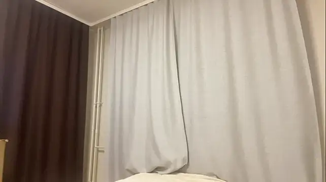 tutsicuttie stripchat live cam model