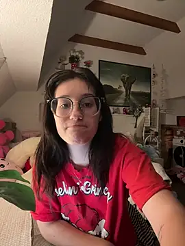 NeleSky stripchat live cam model