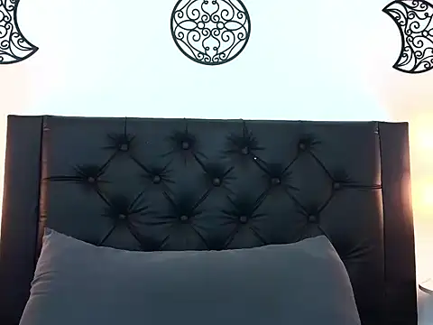 KataSotoMK stripchat live cam model