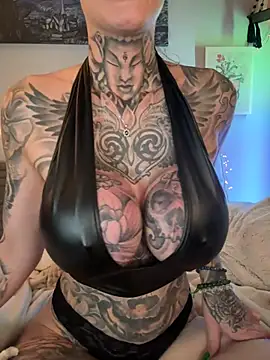 MeganWitch stripchat live cam model