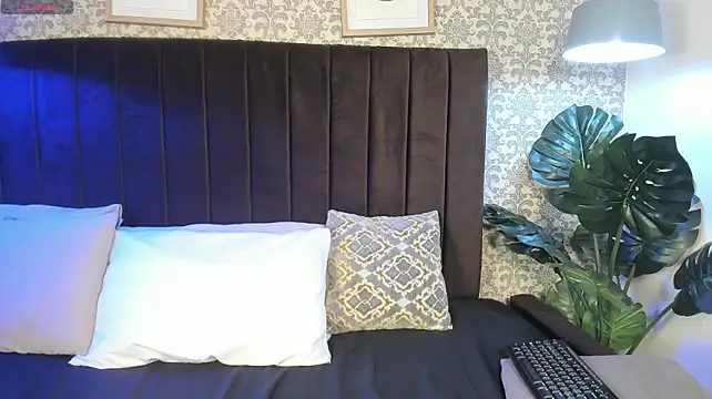Jen_rose_ stripchat live cam model