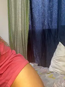 sarah12333 stripchat live cam model