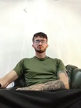 Loggan_donnelly stripchat live cam model