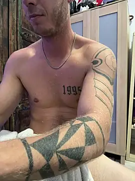 vikingodorado stripchat live cam model