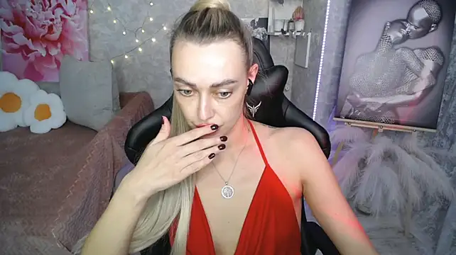 NickyAdamidi stripchat live cam model