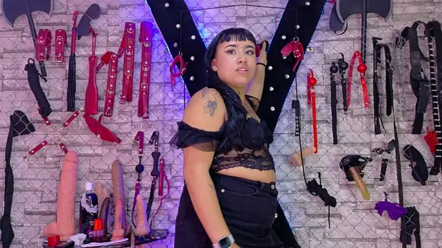 Ranina_BDSM_ stripchat live cam model