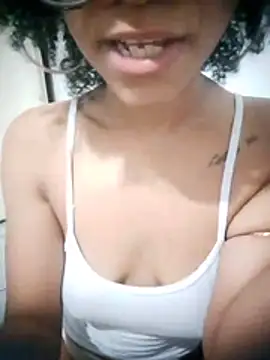 xkitty_noir stripchat live cam model