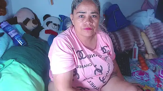 estrellita_fugaz16x stripchat live cam model