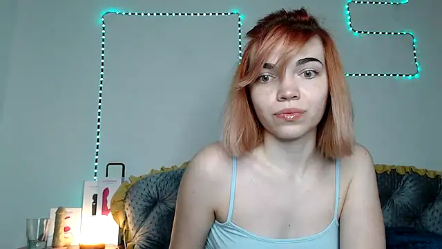 olivka-flower stripchat live cam model