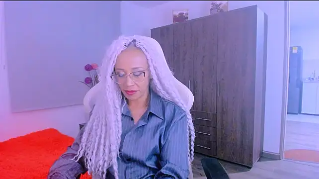 ScarlettMalbec stripchat live cam model
