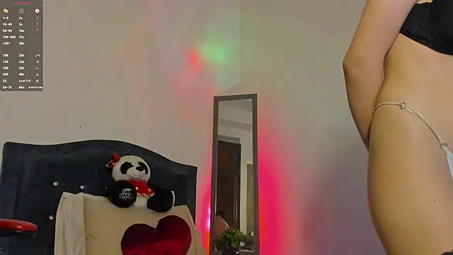 zaharavela_ stripchat live cam model