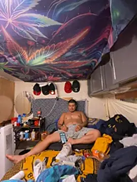 OmarSalasxh33 stripchat live cam model